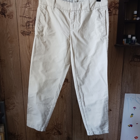 NWT J.Crew City Fit Khaki Capri - Picture 1 of 10